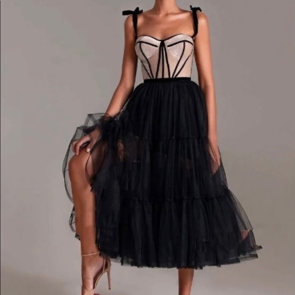 MillaNova Dresses & Skirts - NWT Milla Gorgeous Midi Puffy Tulle Corset Dress